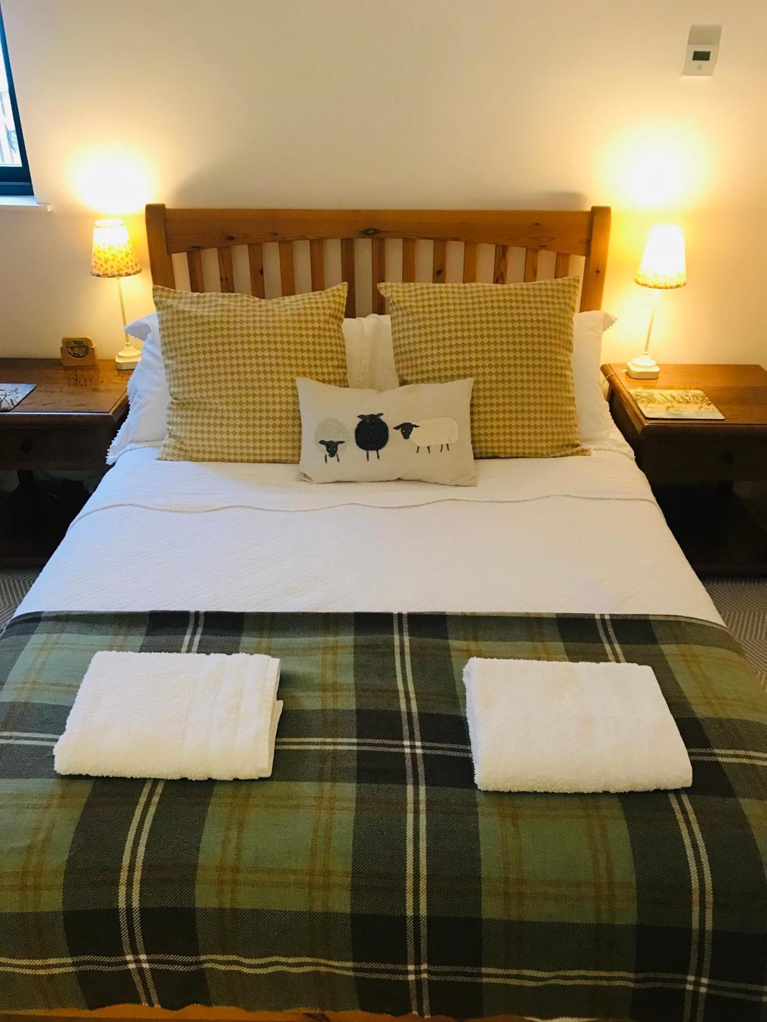 City Central Quiet Garden Apartment With Free Parking Inverness Exterior photo