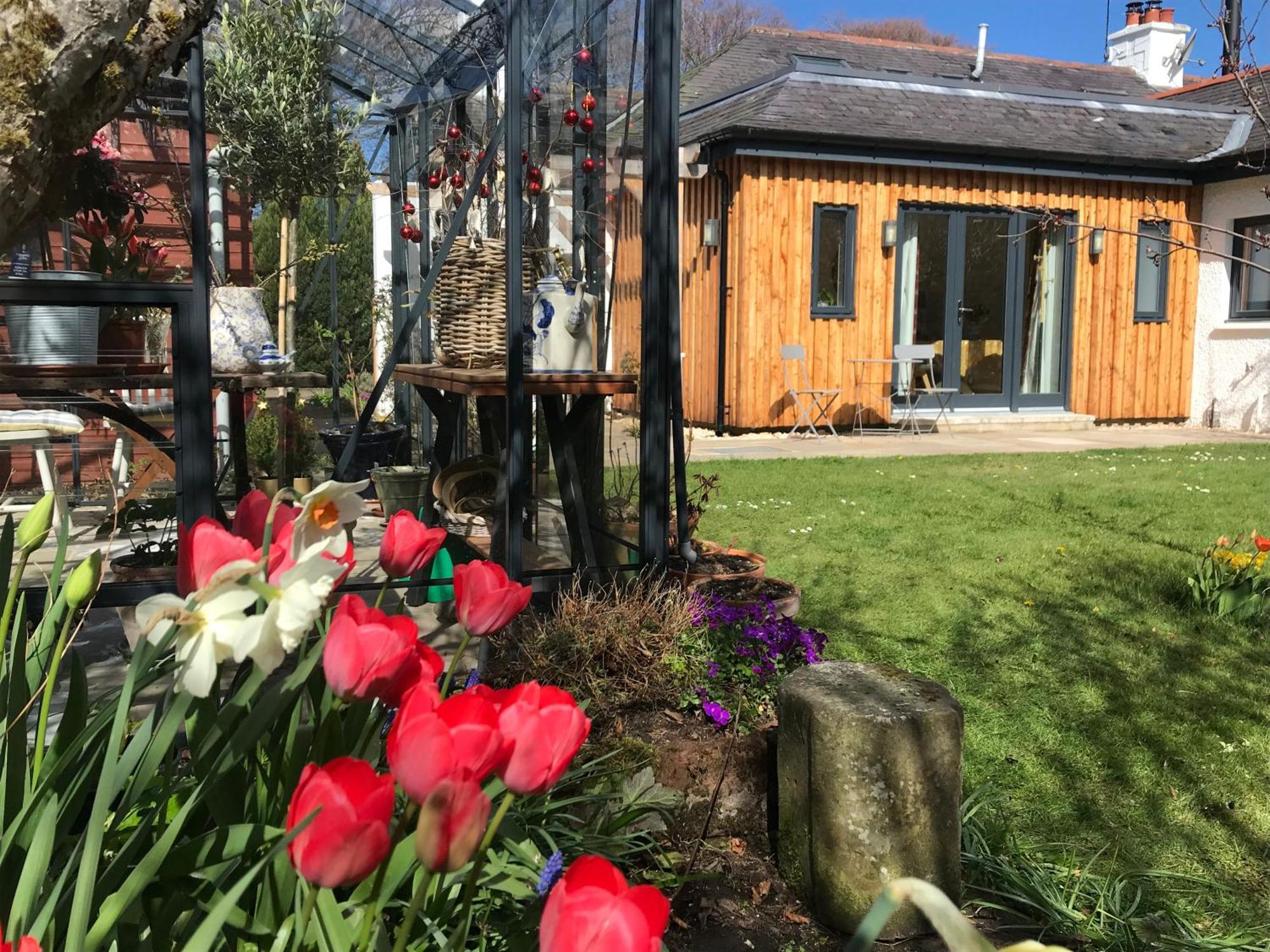 City Central Quiet Garden Apartment With Free Parking Inverness Exterior photo